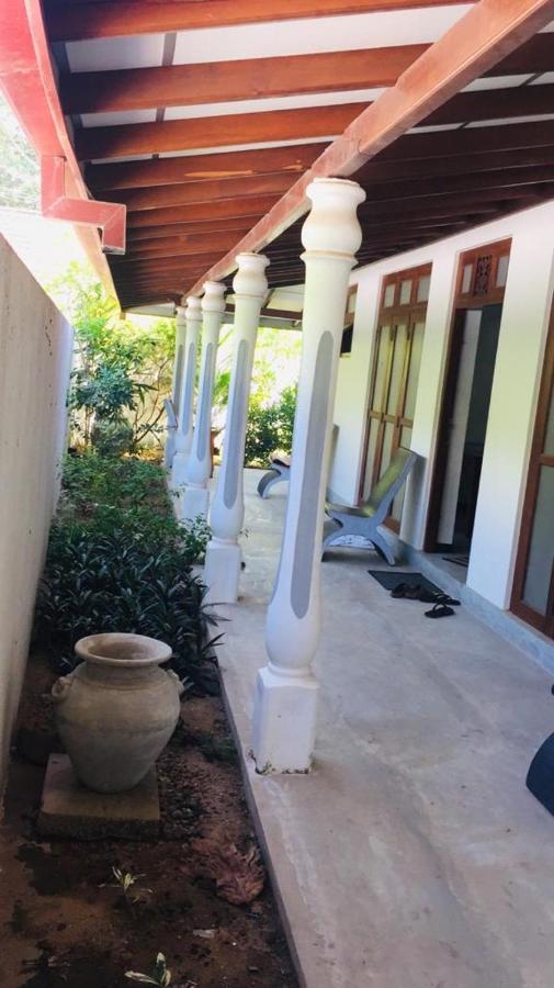 Villa Ceylon Home อูนาวาตูนา ภายนอก รูปภาพ