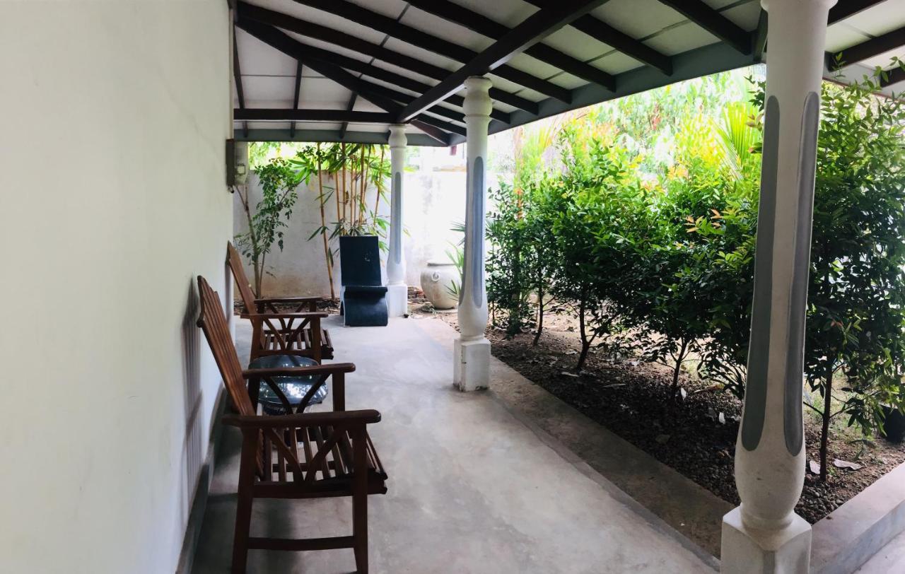 Villa Ceylon Home อูนาวาตูนา ภายนอก รูปภาพ